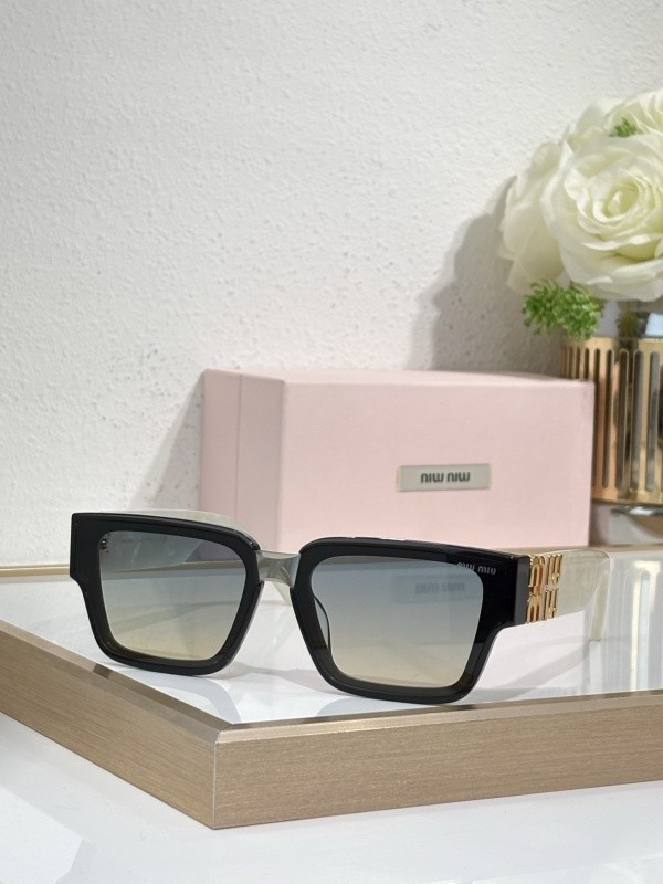 Miu Miu Sunglasses AAAA-2305