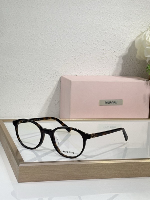 Miu Miu Sunglasses AAAA-2282