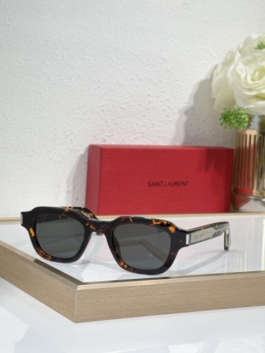 YL  Sunglasses AAAA-1398