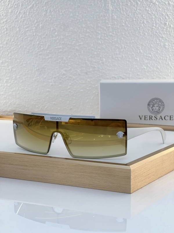 Versace Sunglasses AAAA-3962