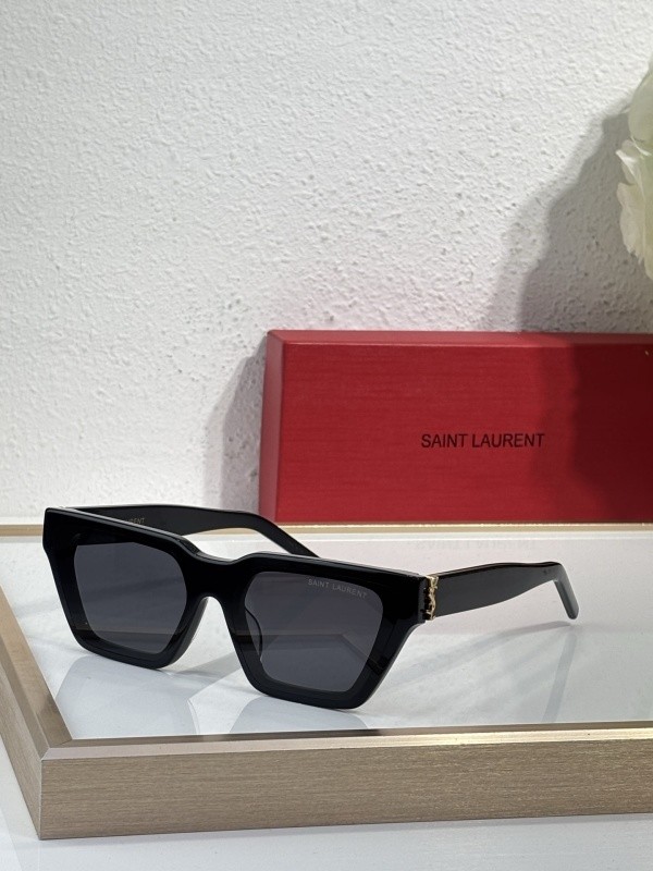 YL  Sunglasses AAAA-1455