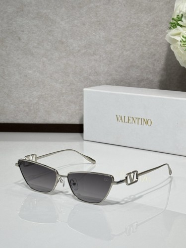 V Sunglasses AAAA-654