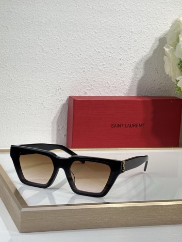 YL  Sunglasses AAAA-1461