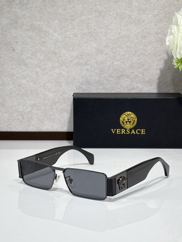 Versace Sunglasses AAAA-3824