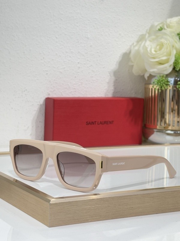 YL  Sunglasses AAAA-1412