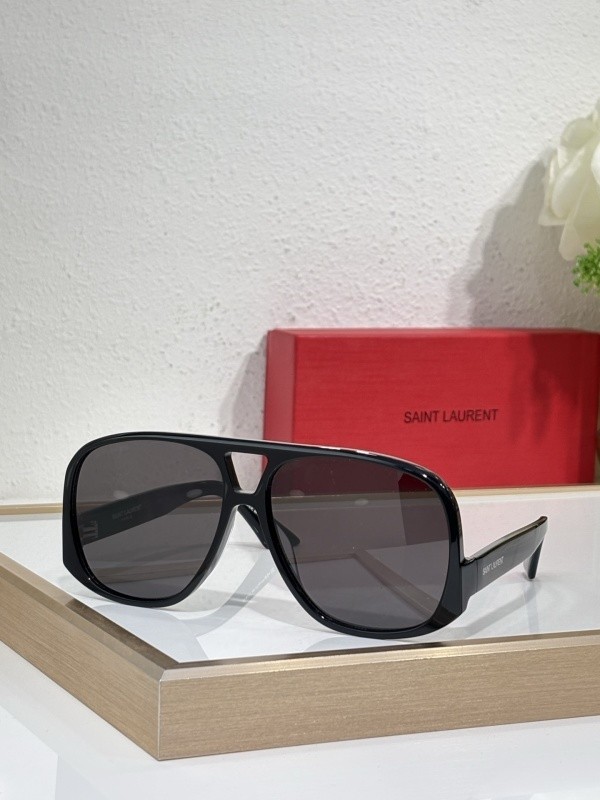 YL  Sunglasses AAAA-1485