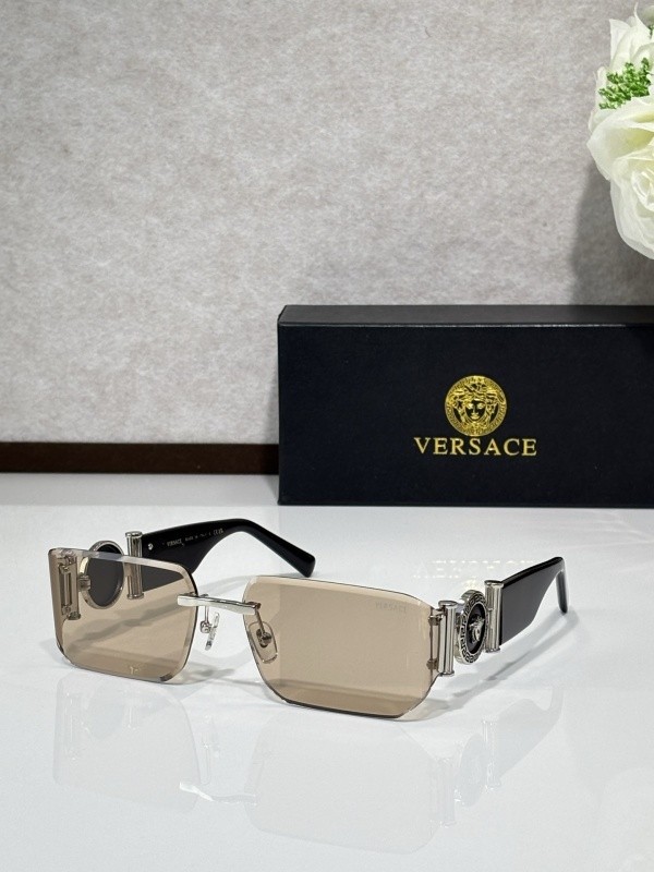 Versace Sunglasses AAAA-3971