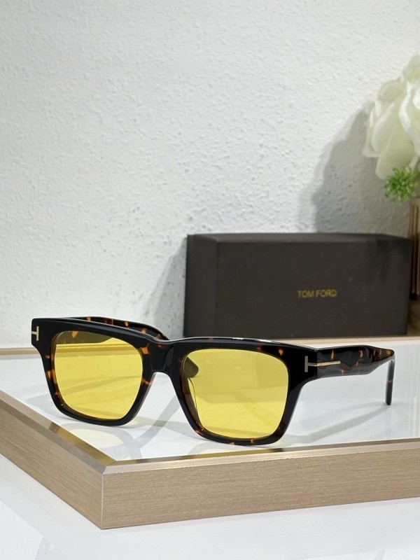 Tom Ford Sunglasses AAAA-5650
