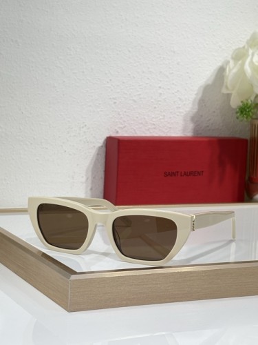 YL  Sunglasses AAAA-1427