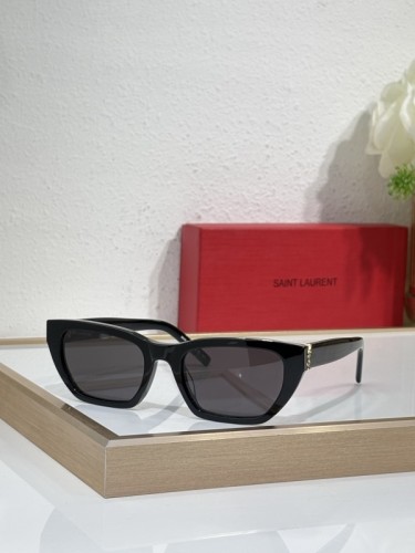 YL  Sunglasses AAAA-1422