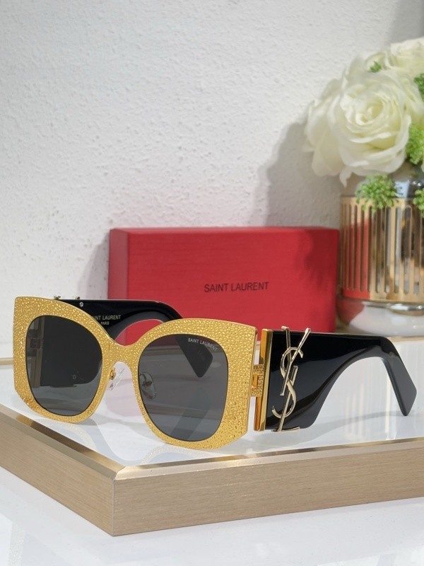 YL  Sunglasses AAAA-1445