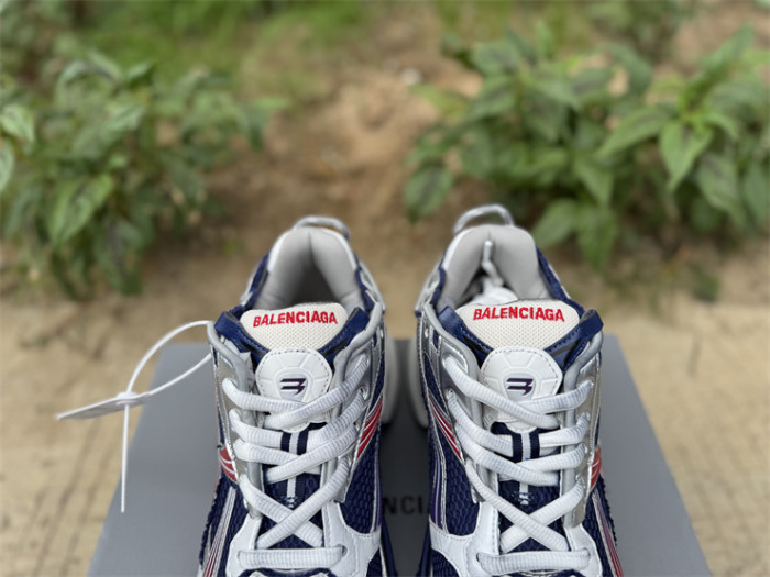 B 17FW Tripe-S High End Sneaker-674