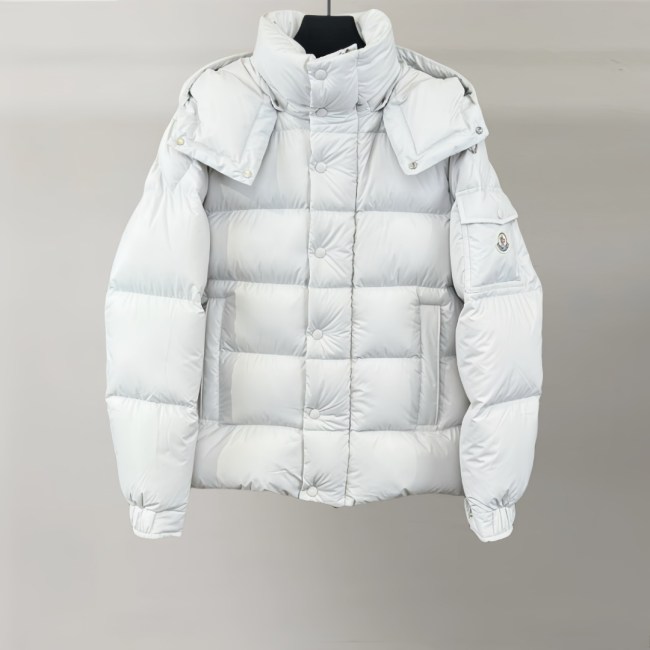 MONCLER Jacket 1：1 Quality-126