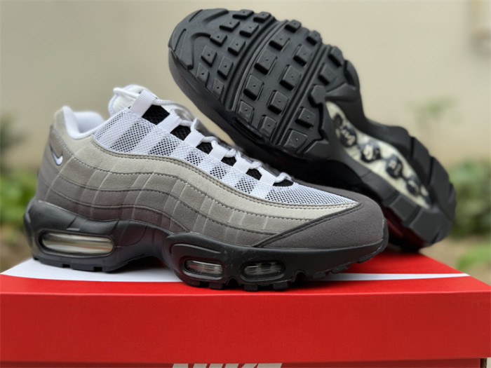 Authentic Nike Air Max 95 OG Grey Gradient