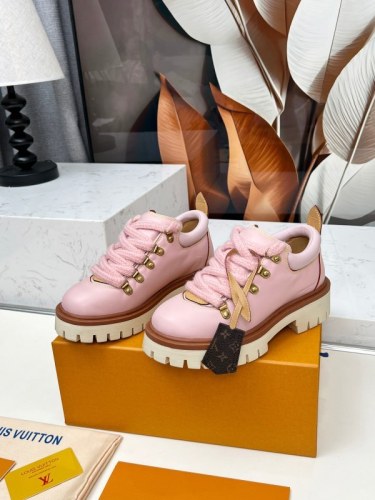 LV Women Shoes 1：1 Quality-1220