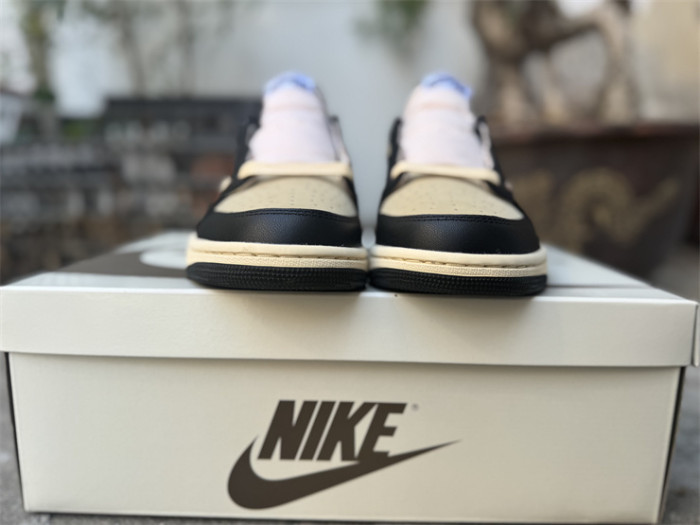Authentic Travis Scott x Air Jordan 1 Retro Low OG Pale Vanilla