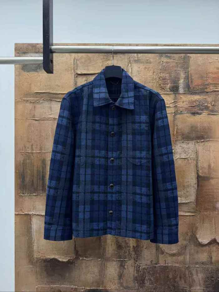 LV Jacket High End Quality-574