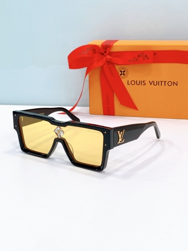 LV Sunglasses AAAA-6860