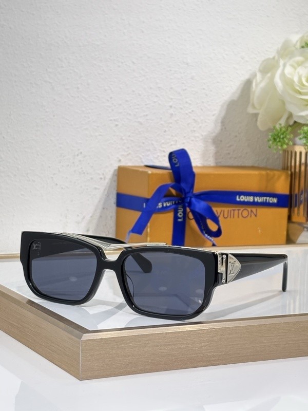 LV Sunglasses AAAA-6972