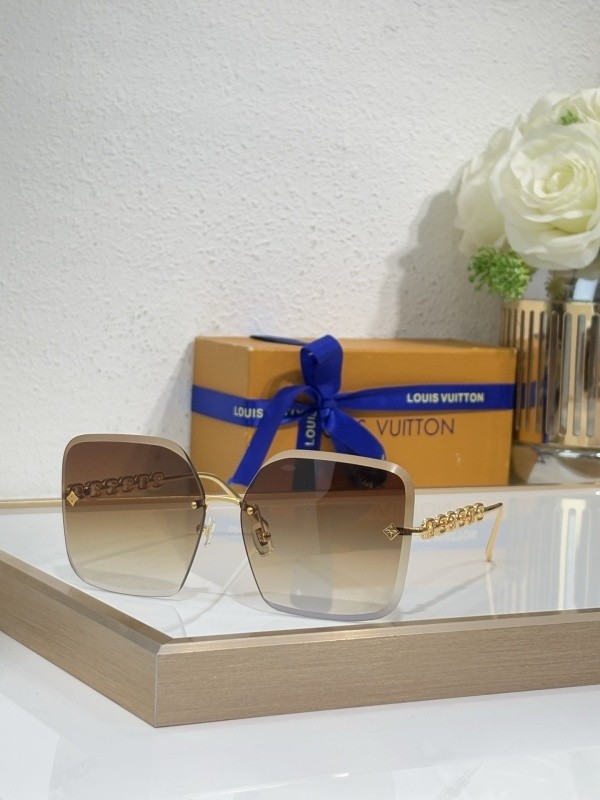 LV Sunglasses AAAA-6947