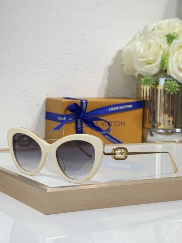 LV Sunglasses AAAA-6907