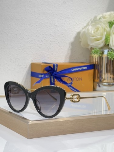 LV Sunglasses AAAA-6910