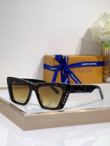 LV Sunglasses AAAA-6850