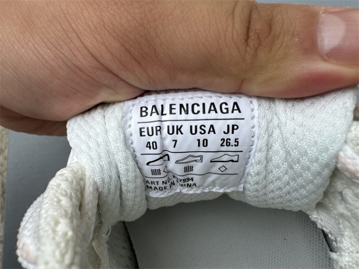 B 17FW Tripe-S High End Sneaker-676