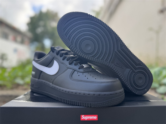 Authentic Supreme x Nike Air Force 1 Low Black