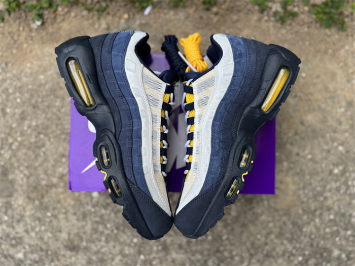 Authentic Nike SB Air Max 95 x Eric Koston Obsidian and Speed Yellow