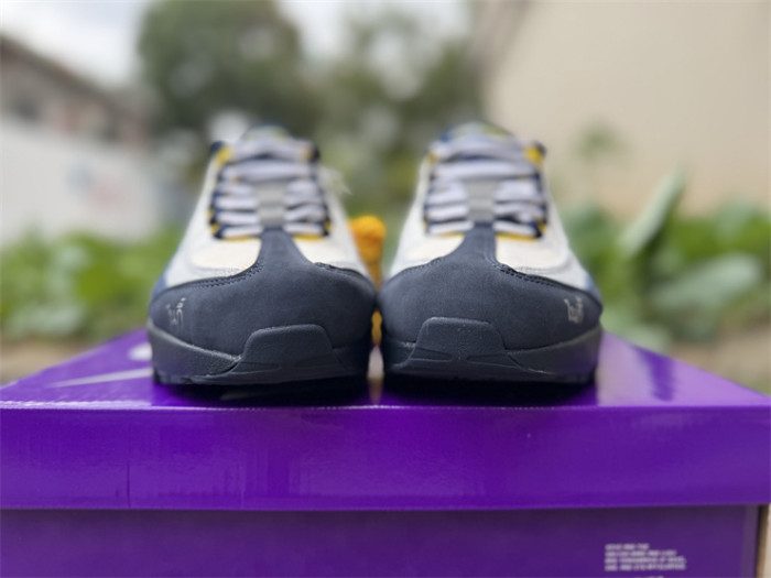 Authentic Nike SB Air Max 95 x Eric Koston Obsidian and Speed Yellow