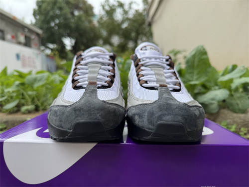 Authentic Nike SB Air Max 95 Cacao