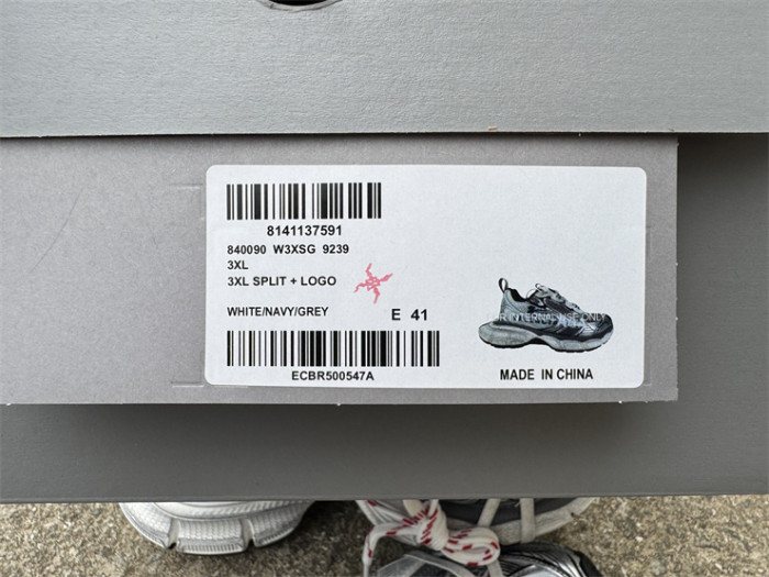 B 17FW Tripe-S High End Sneaker-678