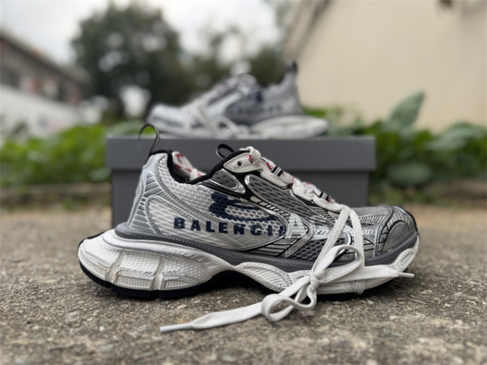 B 17FW Tripe-S High End Sneaker-678