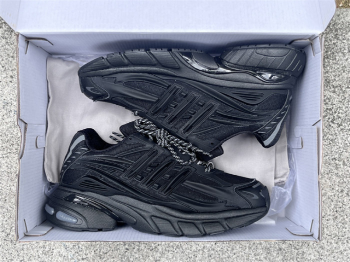 Pharrell Willams x AD Jellyfish-012