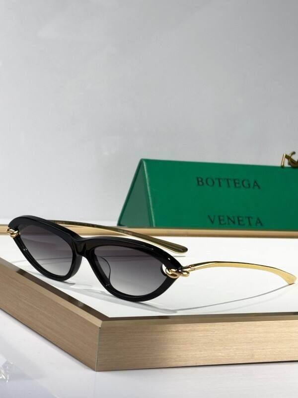 Bottega Veneta Sunglasses AAAA-517