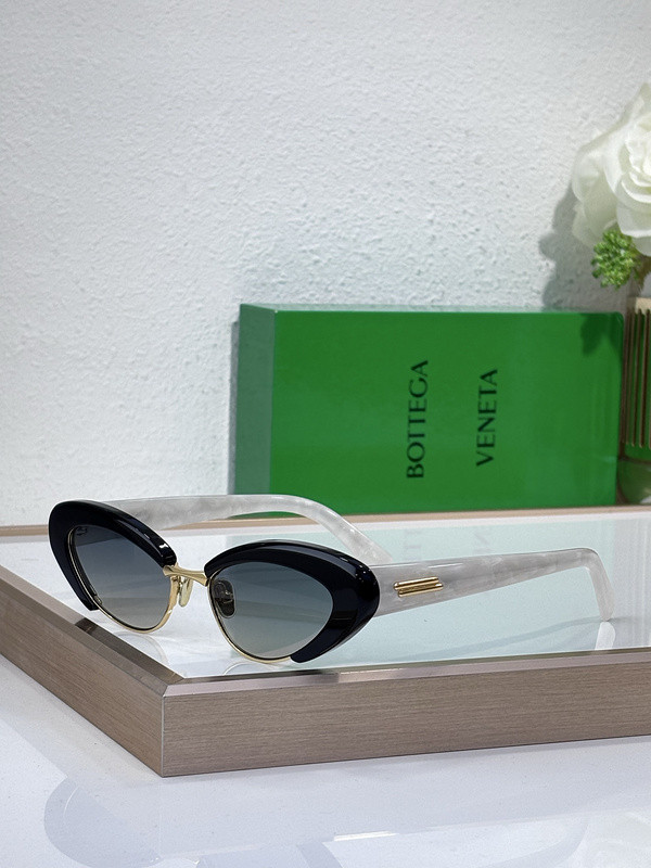 Bottega Veneta Sunglasses AAAA-026