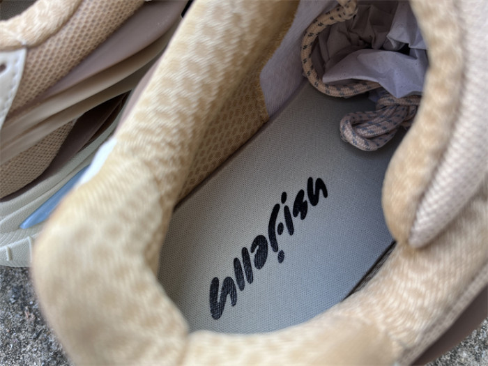 Pharrell Willams x AD Jellyfish-018