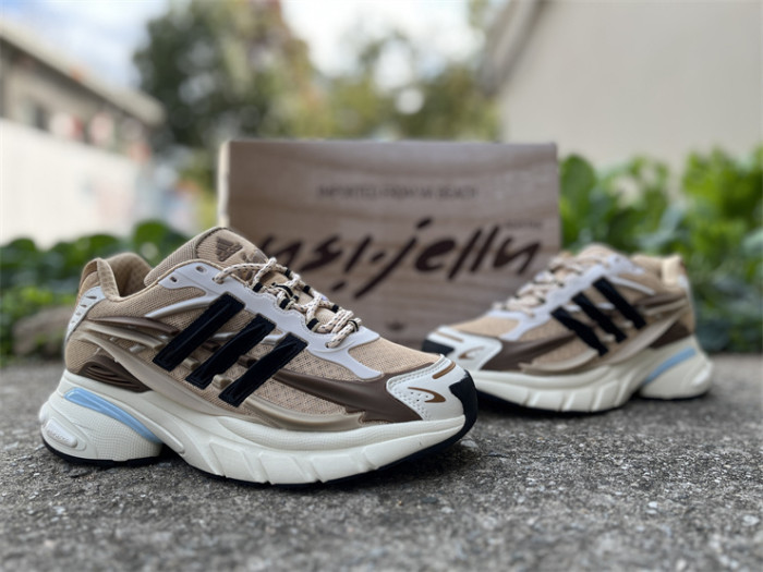 Pharrell Willams x AD Jellyfish-018