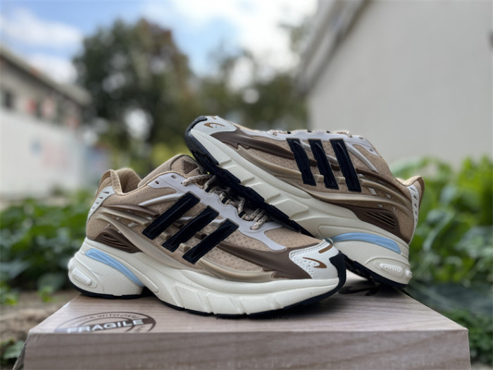 Pharrell Willams x AD Jellyfish-018