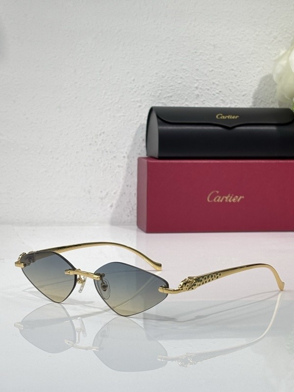 Cartier Sunglasses AAAA-8785
