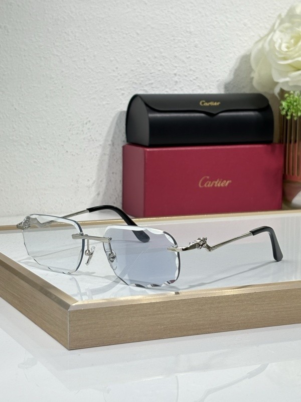 Cartier Sunglasses AAAA-8881