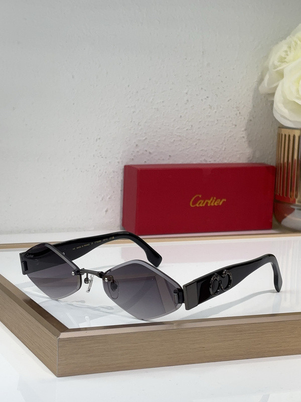 Cartier Sunglasses AAAA-10418