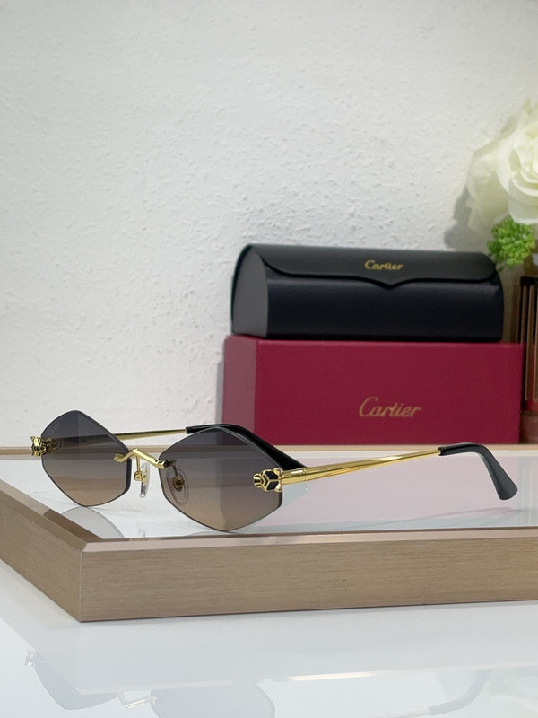 Cartier Sunglasses AAAA-10190