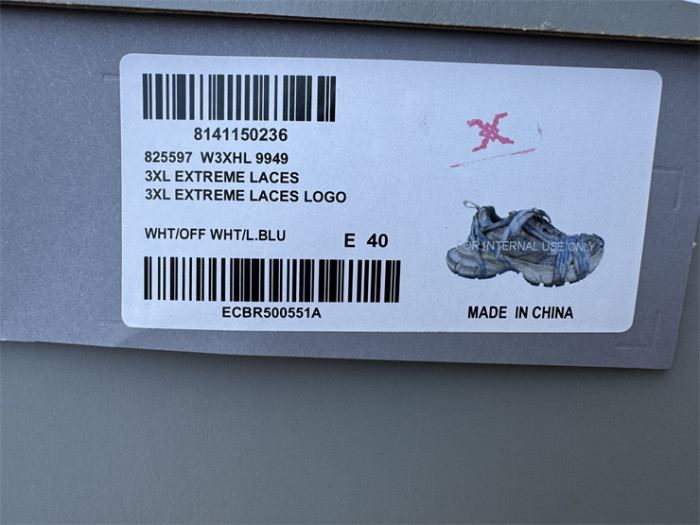 B 17FW Tripe-S High End Sneaker-682