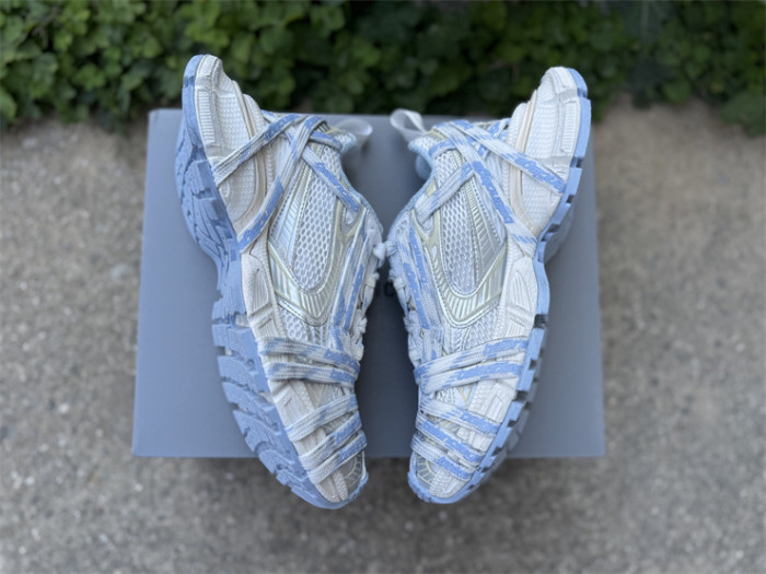 B 17FW Tripe-S High End Sneaker-682