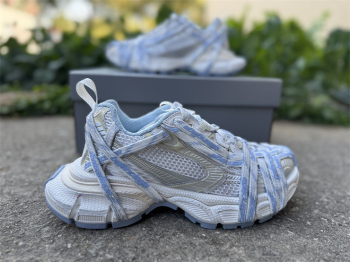 B 17FW Tripe-S High End Sneaker-682