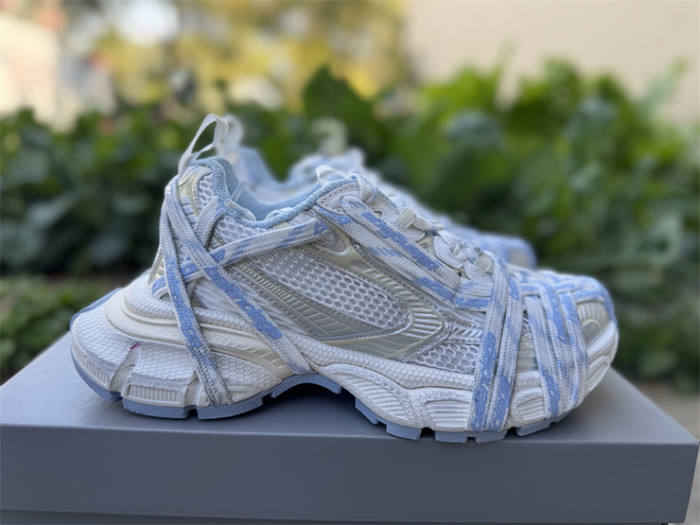 B 17FW Tripe-S High End Sneaker-682