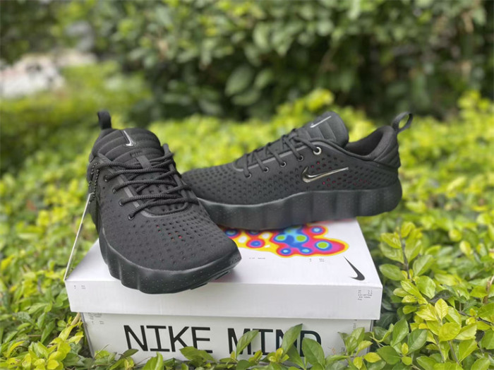 Nike Mind 002 Black