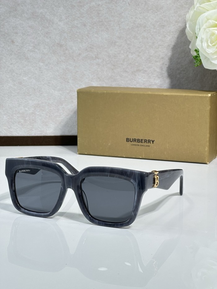 Burberry Sunglasses AAAA-3446